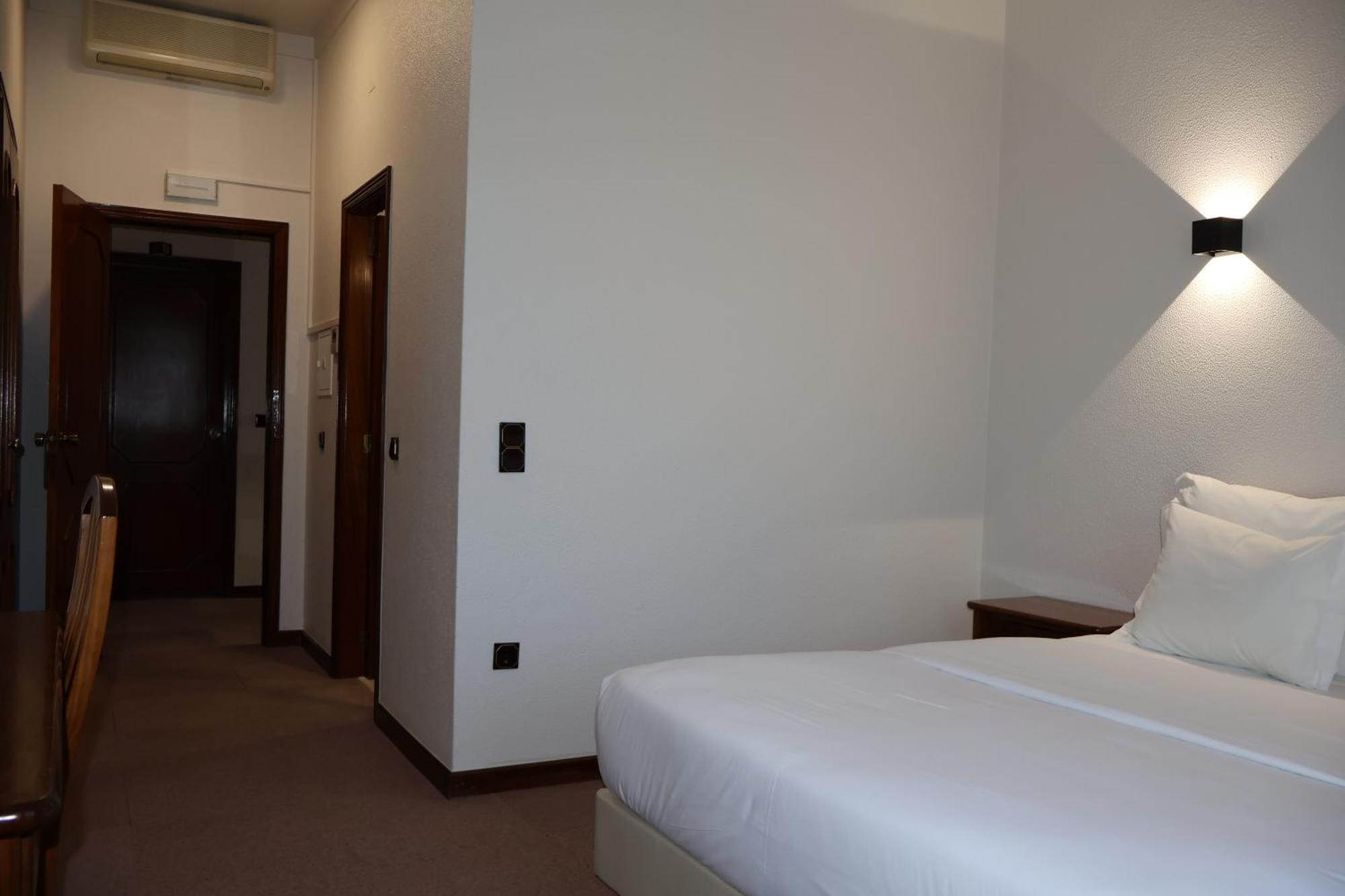 Hotel Santhyago Trofa Rom bilde